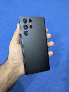 Samsung S22 Ultra 9.5/10 Just Minor Dot Urgent Sale