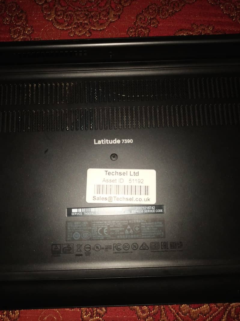 Dell Latitude E7390 Core i5 8th Generation 1