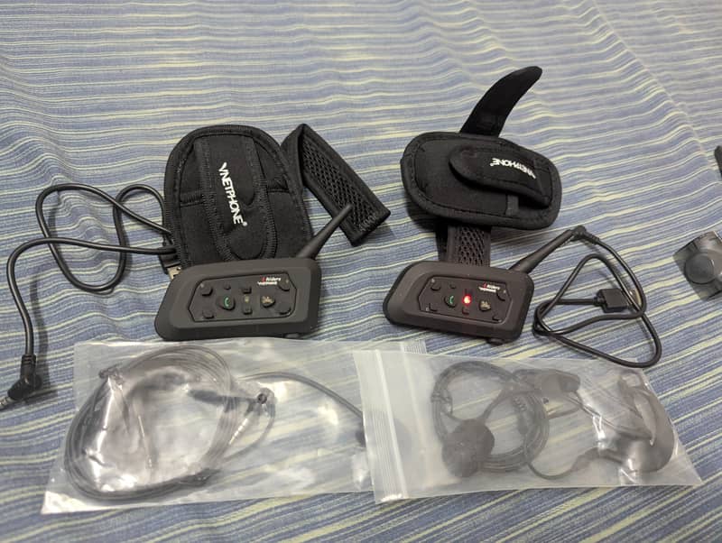 vnetphone v6 helmet bluetooth intercom pair 1 time used only 1