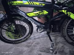 Cycle for sale only used for 2 months
