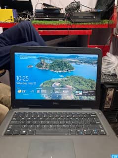 Dell laptop 10/10 condition