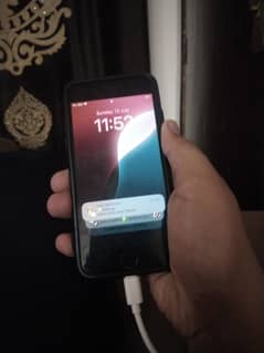 iphone se 2020 water pack 83 health 10/9 condition exchange only iphon