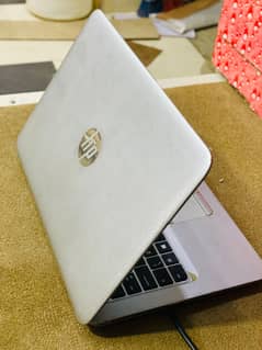 HP Laptop  Core i5 7gene  8gb ram 300gb hard battery timing 3 hour