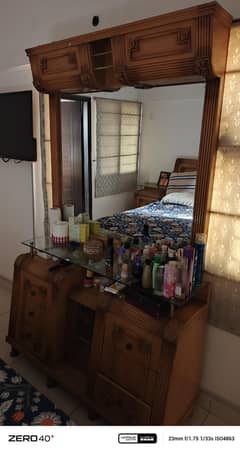 dressing table