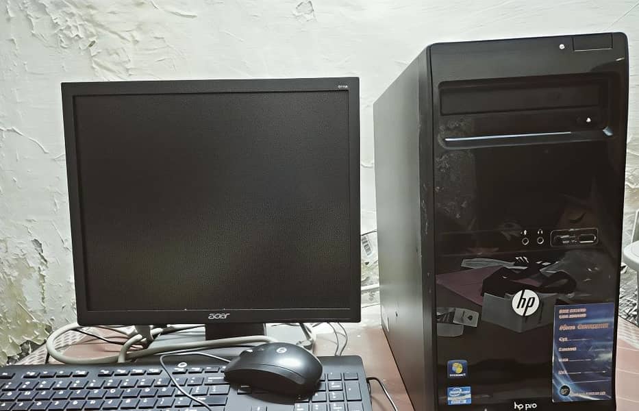 core i5 tower PC with LCD , keyboard, mouse, powercables 0