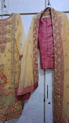 Light mustard and gold embellished 3 piece mehndi dress
