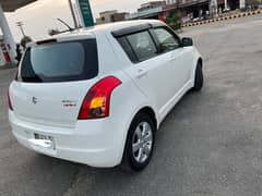 Suzuki swift 2016 1.3 Dlx Navigation, ABS