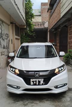 Honda Vezel hybrid Z pkg 2015/21