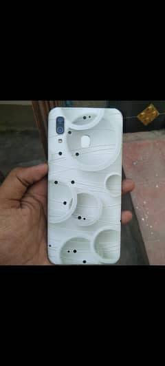 Samsung A30