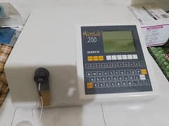 Microlab 200 chemistry alnalyzer _ Good condition