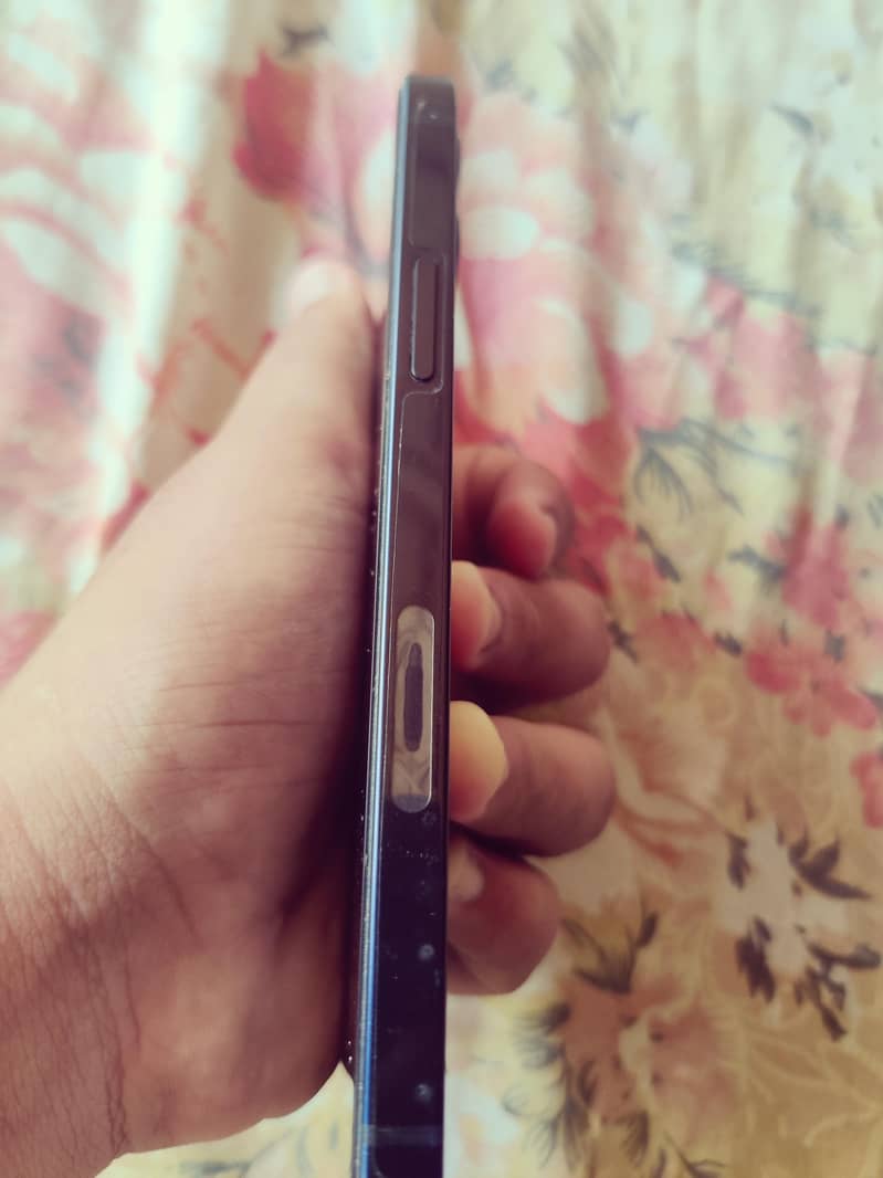 IPHONE 12 JV WITH BOX 10/10 NO ANY FAULT 4