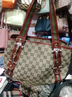 yes bag need bags laind market hagekamp bord Wala chok