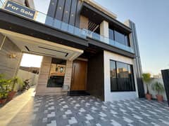 Nine Marla Non-Furnished Brand New House Available For Sale In Bahria Town, Lahore.