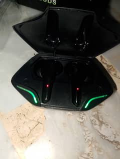 condition full okh.  Bluetooth connect . only 10 days using.