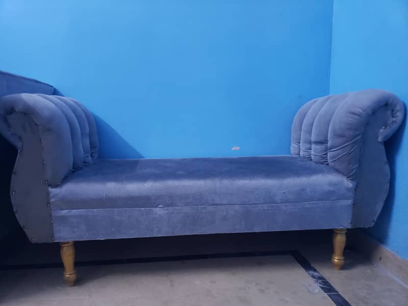 sofa set with table 7