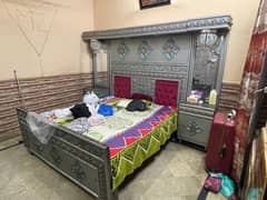King size bed Dressing and showcase
