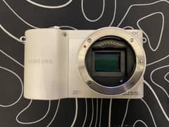 Samsung Nx1000 Mirrorless Camera with all accessories