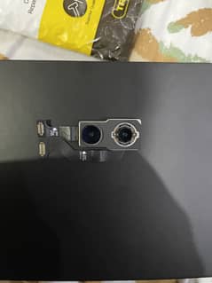 iPhone 11 orginal cameras and Face ID