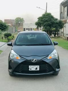 Vitz full option 2017/21
