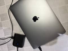 MacBook 2020 M1 Chip Air 13” Best Condition