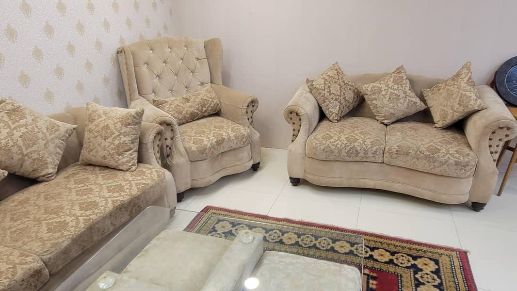 7 seater sofa with table and 4 stools 5