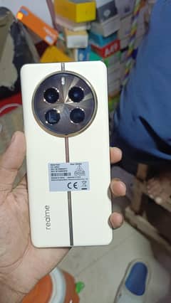 realme 12 pro + 5g