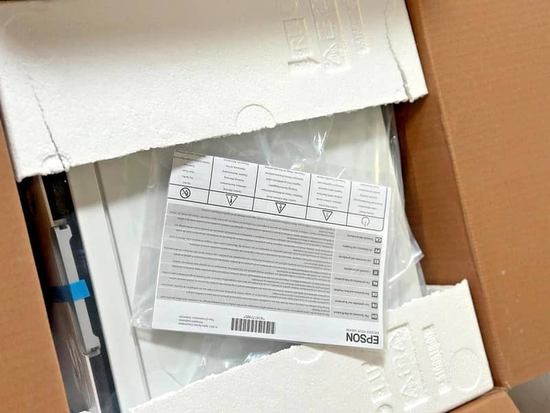 EPSON Printer all in one with WiFi and scanner 19