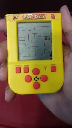PACMAN KEY RING HANDHELD GAME