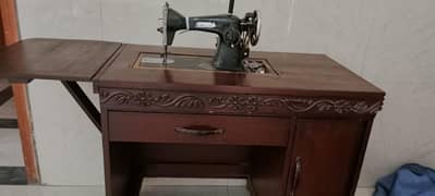 Sewing machine Stand