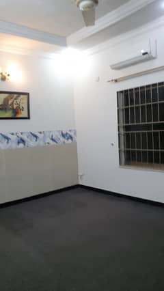 House For Sale In Rs. 32000000