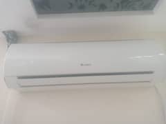 Gree Inverter   (03000080896)
