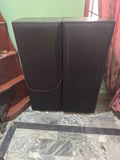 technics 5 channel amplifier with 2orignal tall 2way speakers