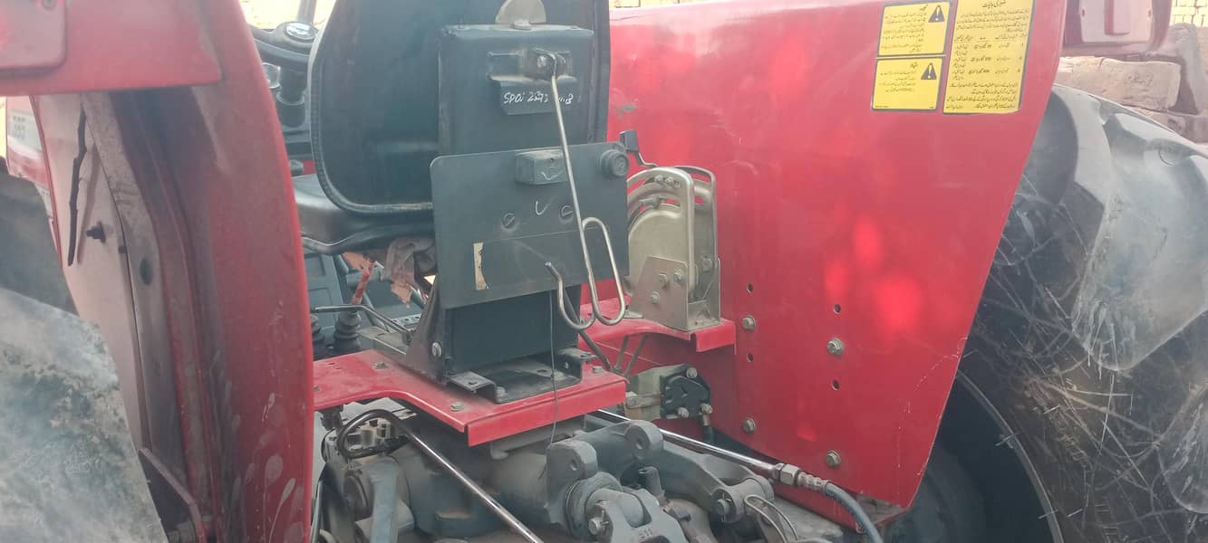 Massey Ferguson 385 2