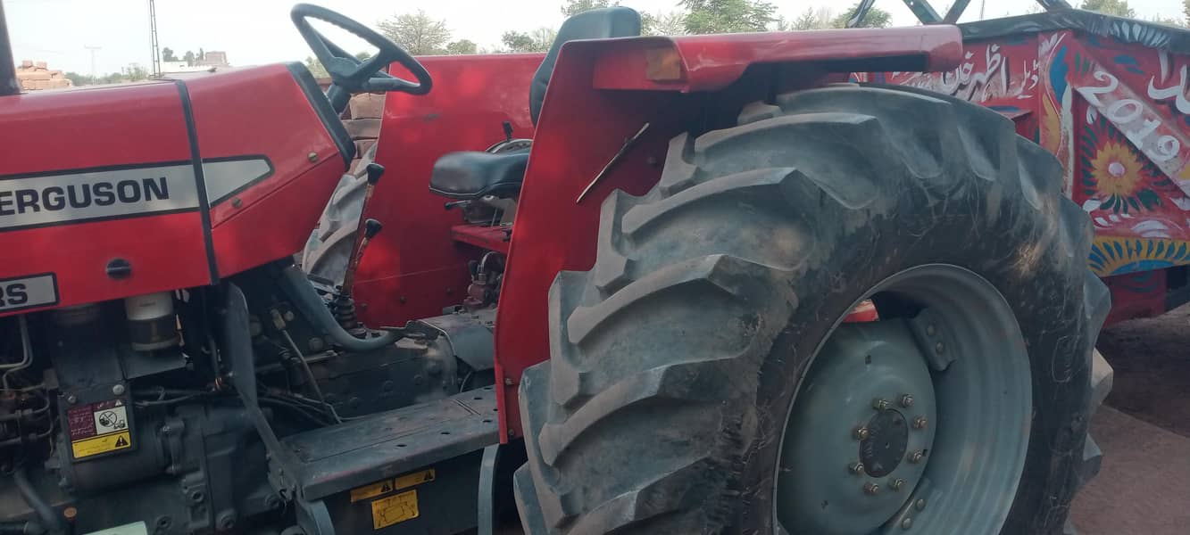 Massey Ferguson 385 6