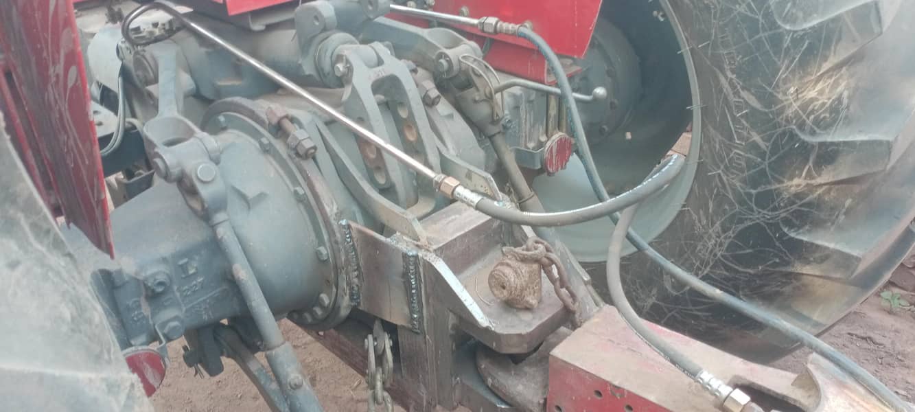 Massey Ferguson 385 8