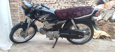 Yamaha janoon