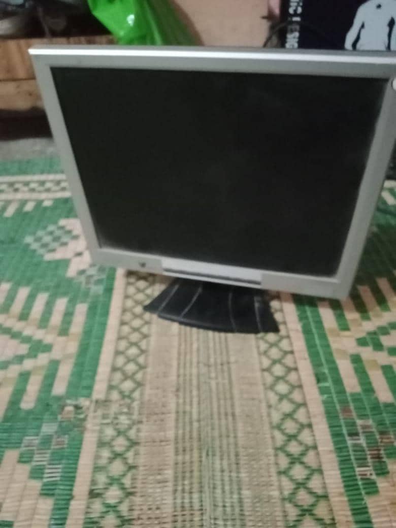 CORE 2 DUO TOWER DDR3 full setup with lcd andother accessories 1
