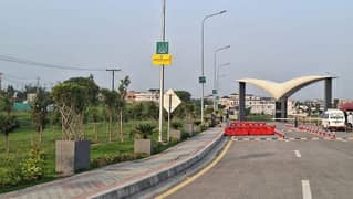 ( I am DIRECT OWNER of this Apartment ) ( Direct and Transparent Deal Insha Allah ) 1 Kanal ( 60*90 ) Plot on Main Double Road. Central Avenue Near Allah Chowk in Block D. Residential Plot Available For Sale. In Fazaia Housing Scheme Islamabad.