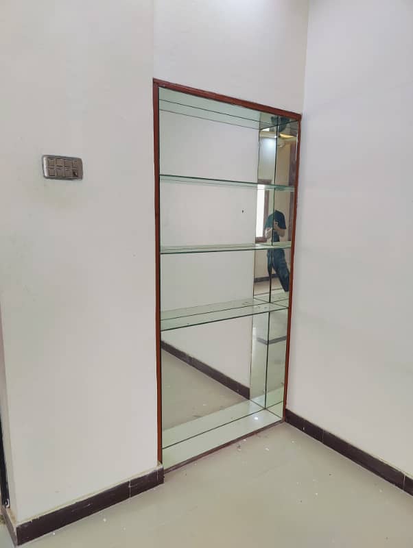 A Well-Maintained And Inviting Apartment In The Heart Of Gulshan-E-Iqbal For Sell (Near Nipa Chowrangi) Opt Chase Value 16