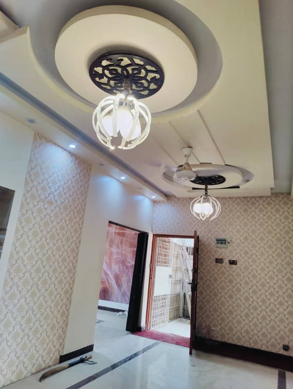 A Well-Maintained And Inviting Apartment In The Heart Of Gulshan-E-Iqbal For Sell (Near Nipa Chowrangi) Opt Chase Value 17
