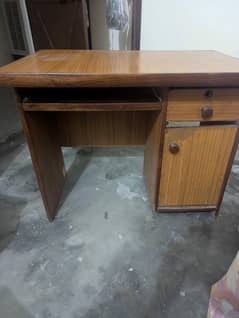 Computer Table
