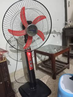 charging fan for sell  bekul new h 3 gate chalta h 1 charg per