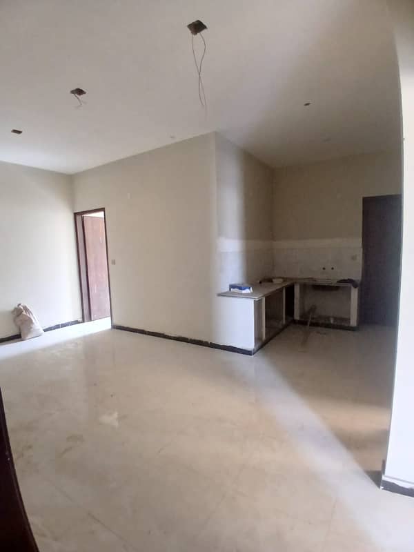 240 Square Yards Upper Portion In Gulshan-E-Iqbal - Block 13/D Is Best Option 1