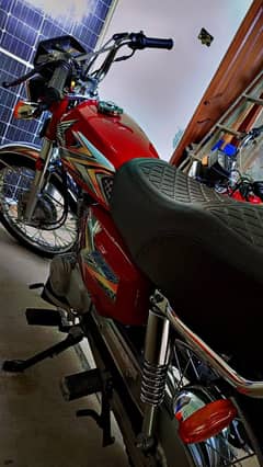 125 new2025 model red color