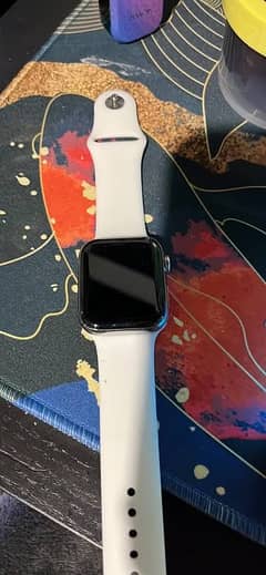 Apple Watch 5 44mm White