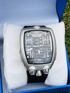 Bugatti engine watch