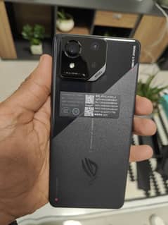 ASUS ROG 8 , gaming mobile 100% new for sale in affordable price