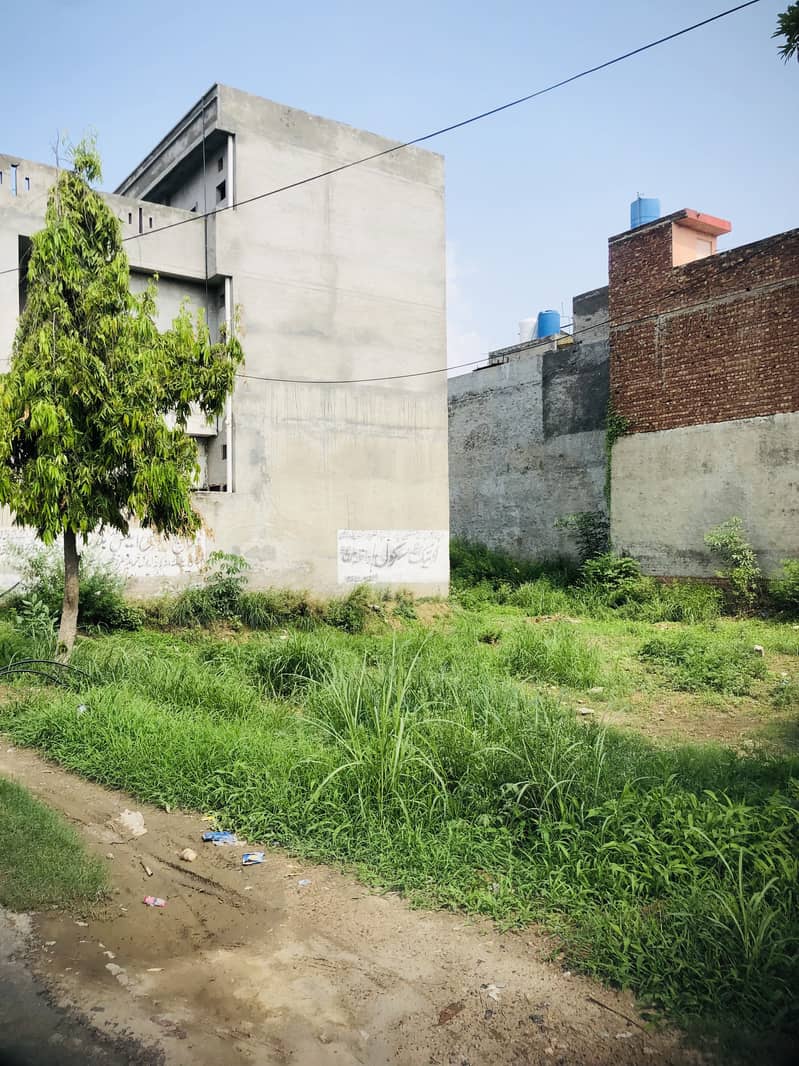15.7 merla corner plot for sale in sajid garden A block hot location 1