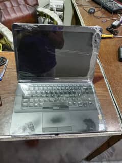 all kind off branded laptop available