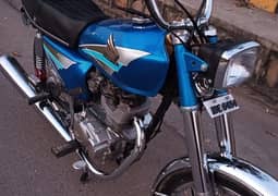 Honda bike 125 for sale//03/48/65/37/98//
